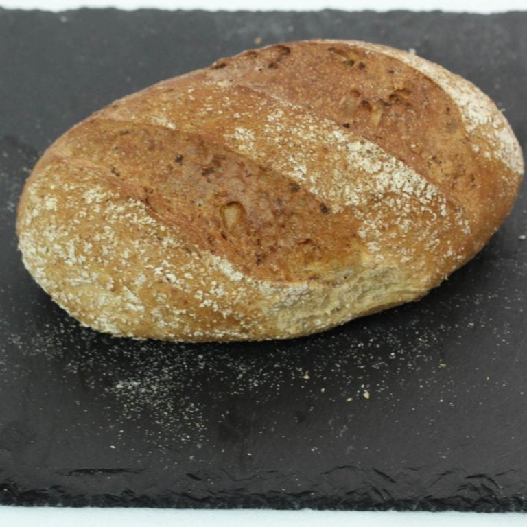 Dinkelvollkornbrötchen mit Honig