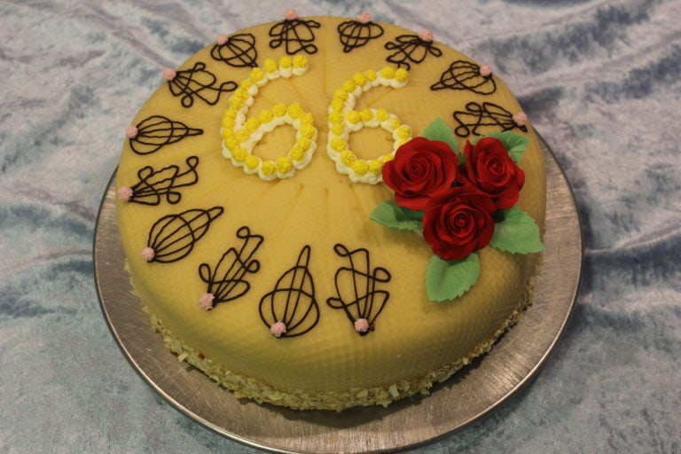 Marzipan-Buttercreme-Torte